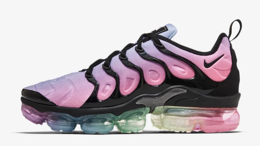 nike vapormax teczowe