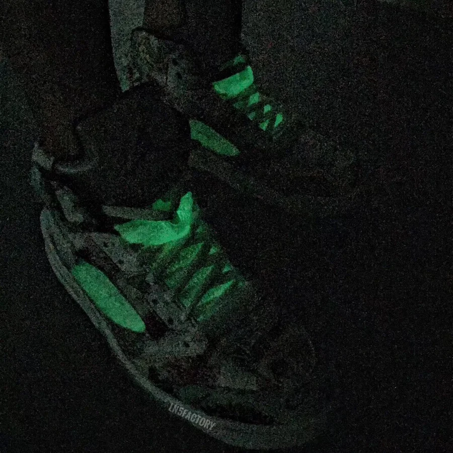 Wings-Air-Jordan-5-Glow-in-the-Dark.jpg