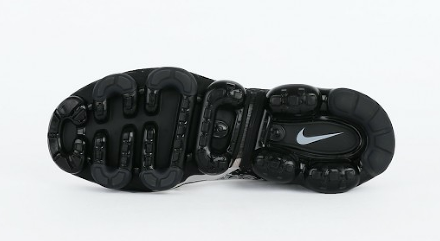 Nike-Air-VaporMax-Zebra-AV7973-100-Release-Date-5.png