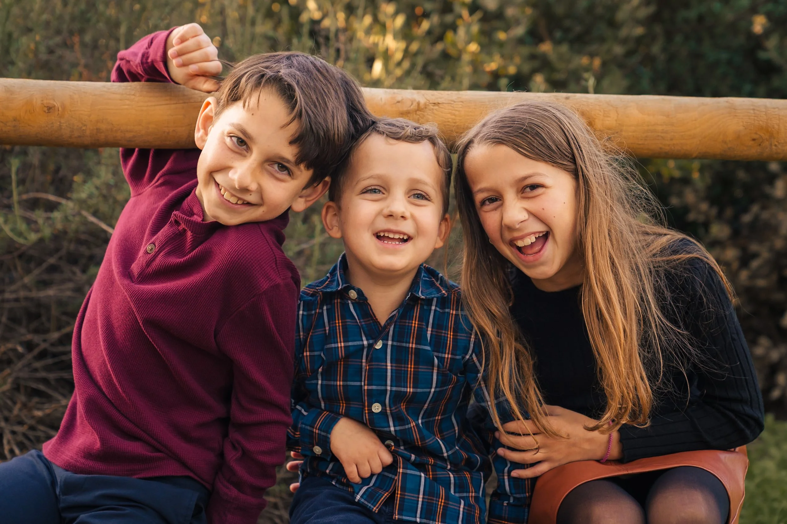 Retelas Family Portraits 121925 Ron Mariano Photography-16.jpg