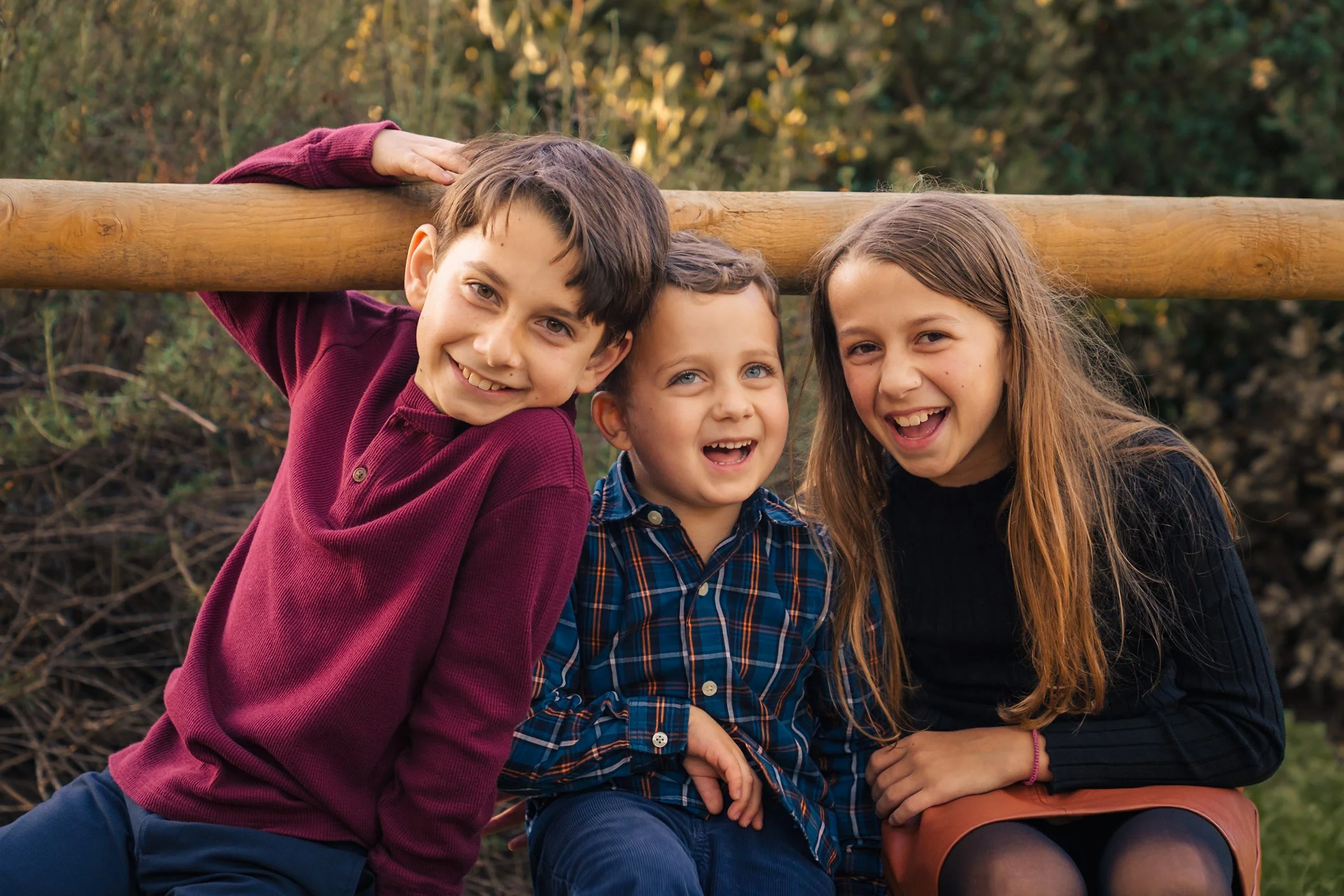 Retelas Family Portraits 121925 Ron Mariano Photography-28.jpg