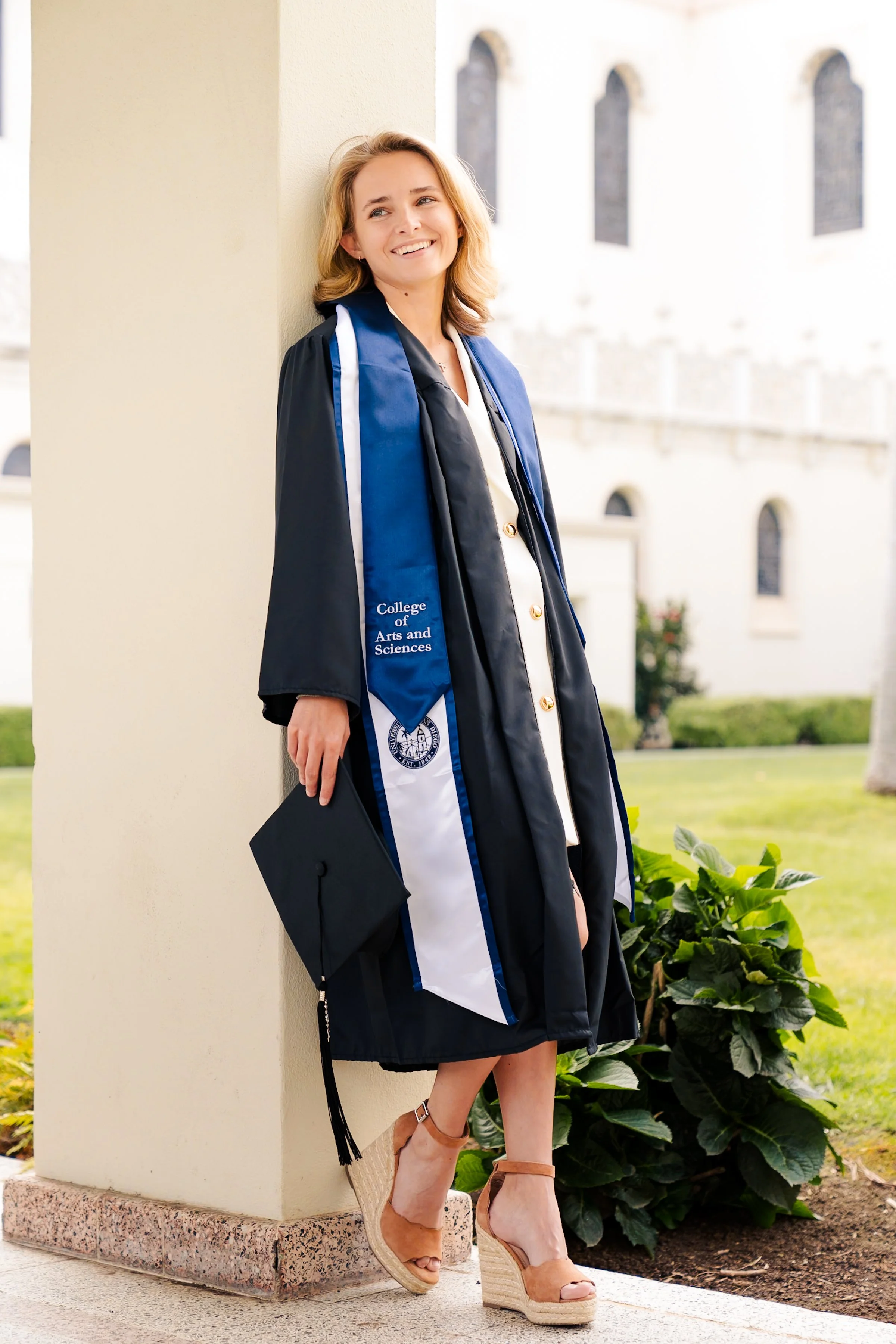 Taia Pappas USD Class of 2024 Ron Mariano Photography-30.jpg