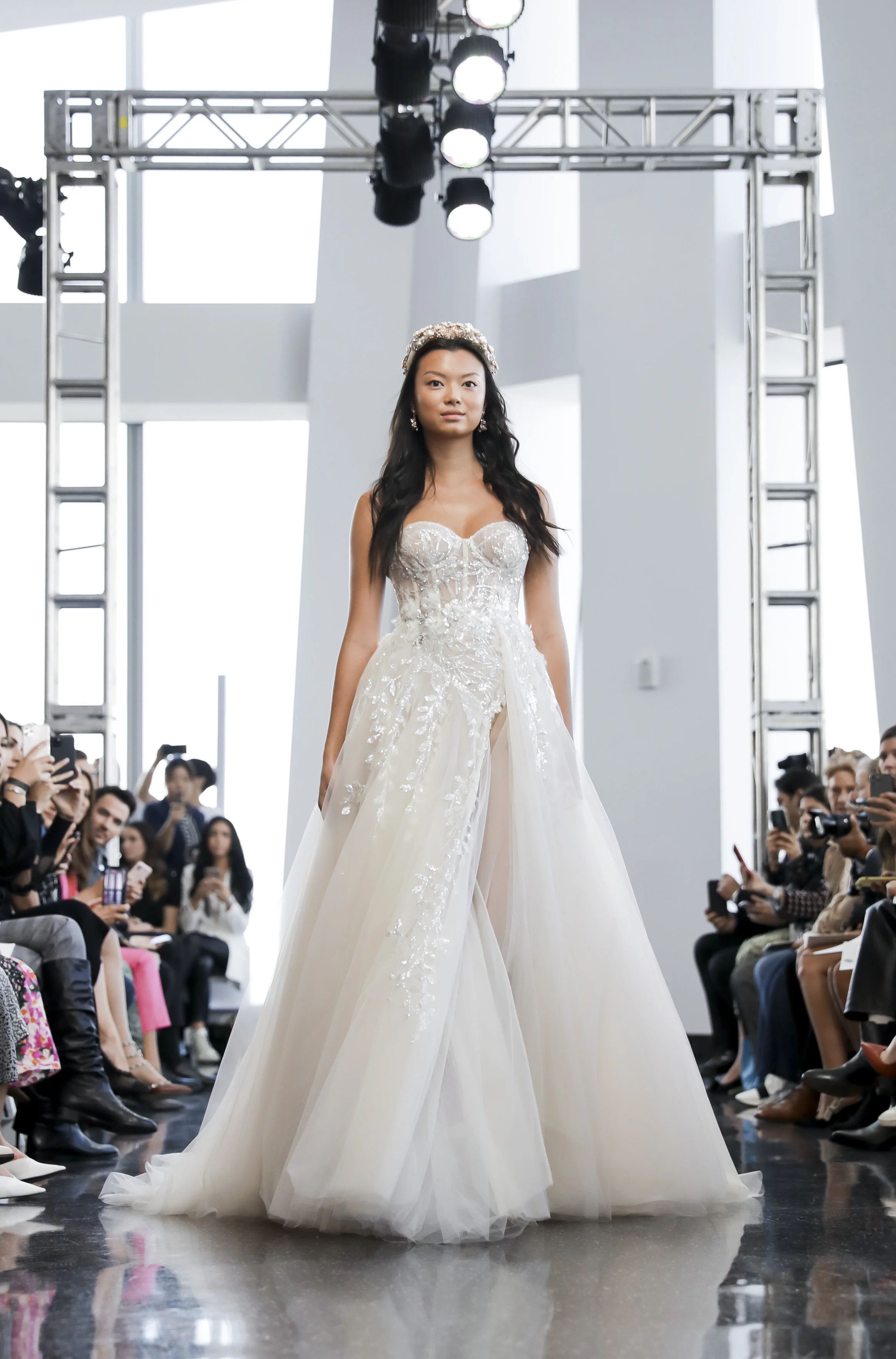Berta_runway_byCarolineFiss_4.JPG