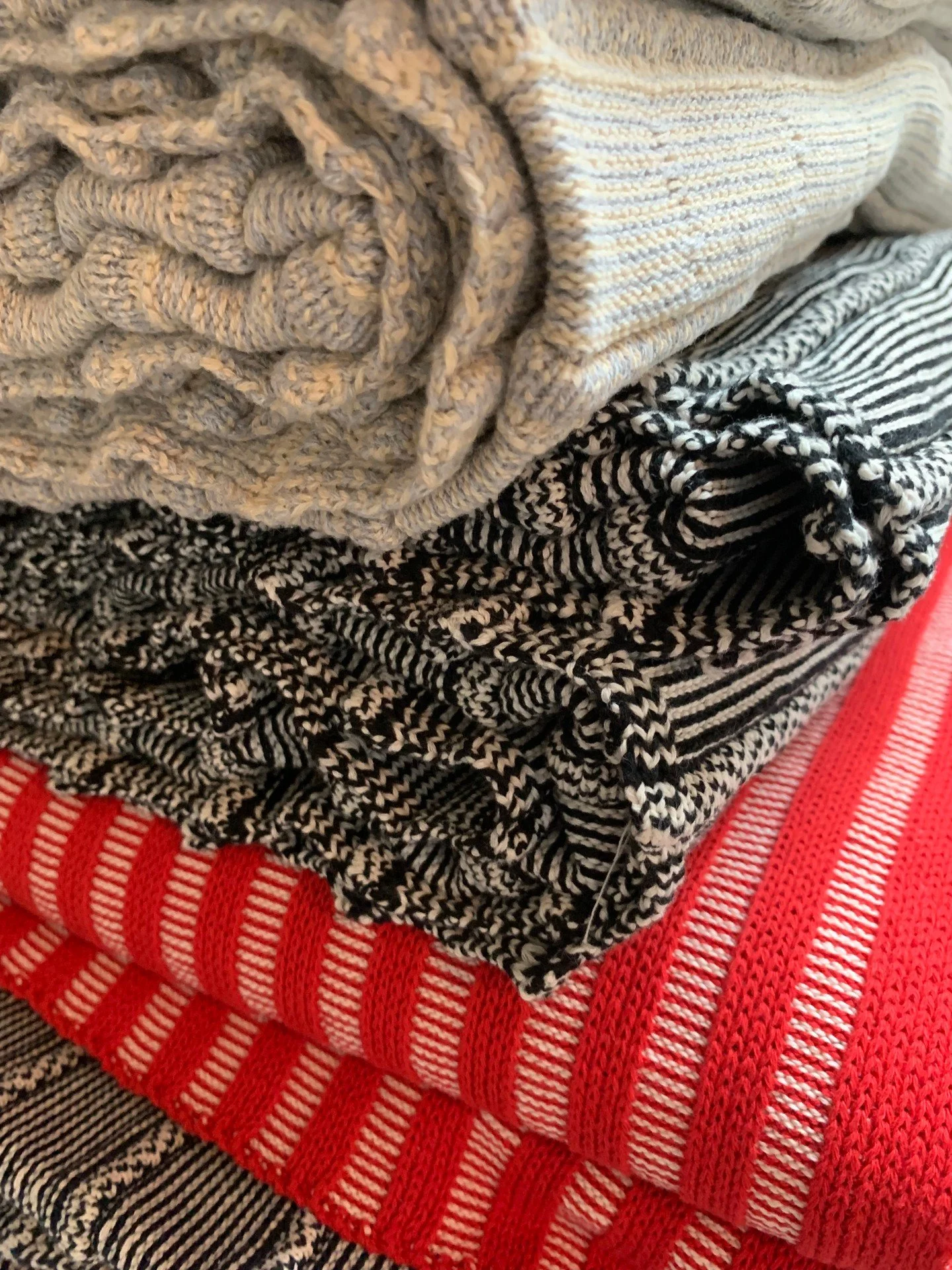 cozy and soft texture adds depth via custom contract throws + pillows. learn more by visiting link in bio. 

| machine washable pillows &amp; throws, pillow and throw manufacturer, women-owned business, knitted in the usa, hospitality decor, FF&amp;E