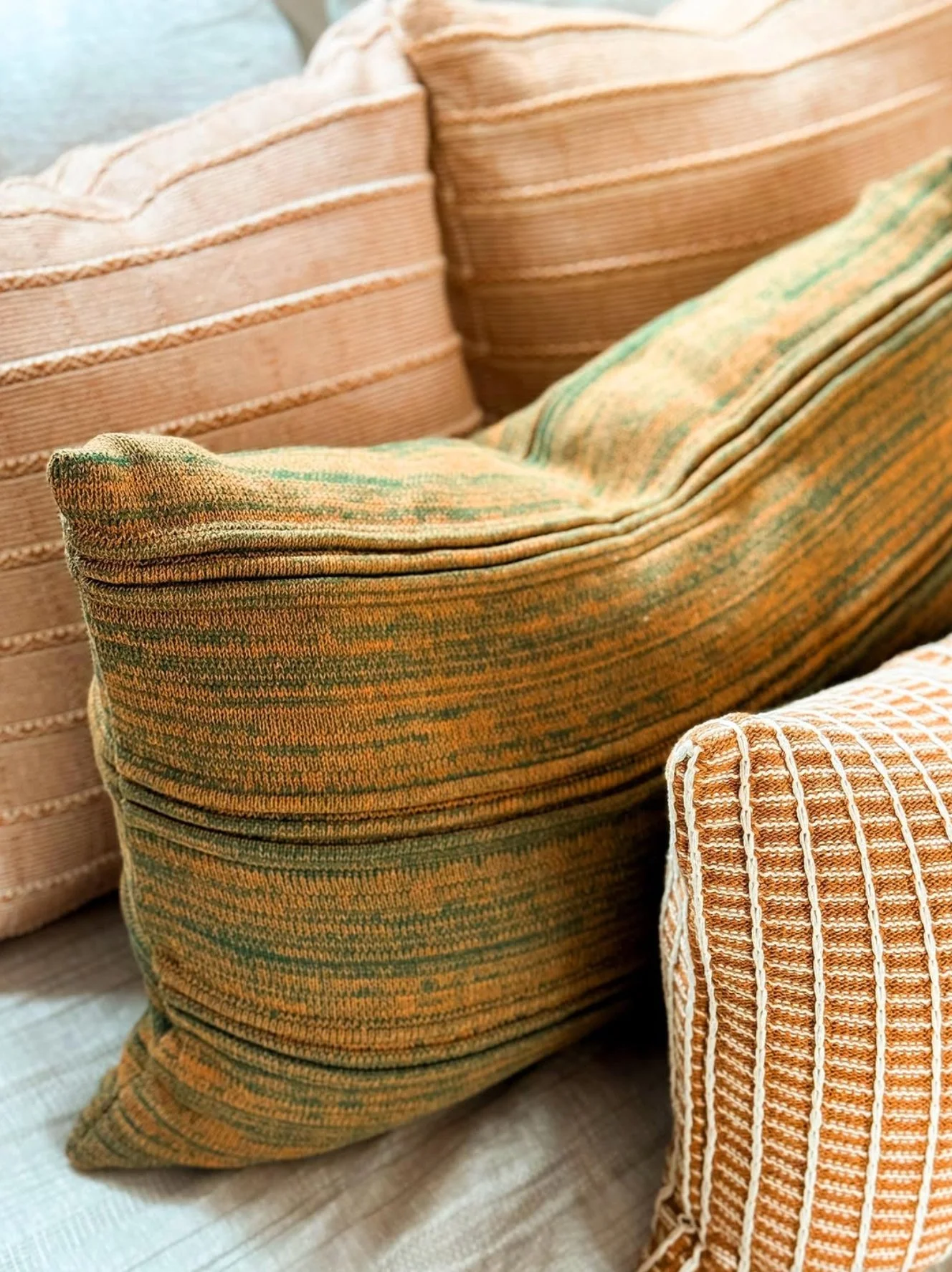 durable enough for repeated guest enjoyment, machine washable pillows by blaanks add rich tactility in a variety of textures for hospitality.

contact us for our os+e and design decks.