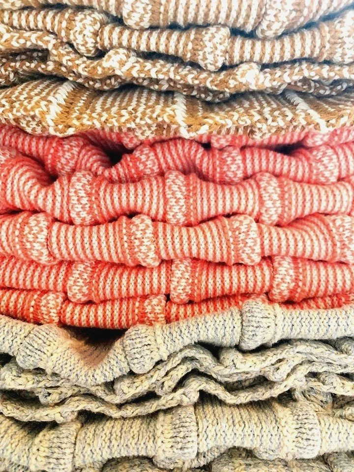 built for real life in hospitality.
durable textured decorative pillows + throws that pass 50,000 double rubs. 

endless machine wash cycles.

still soft, 
still inviting, 
still beautiful.

| performance textiles, durable design
