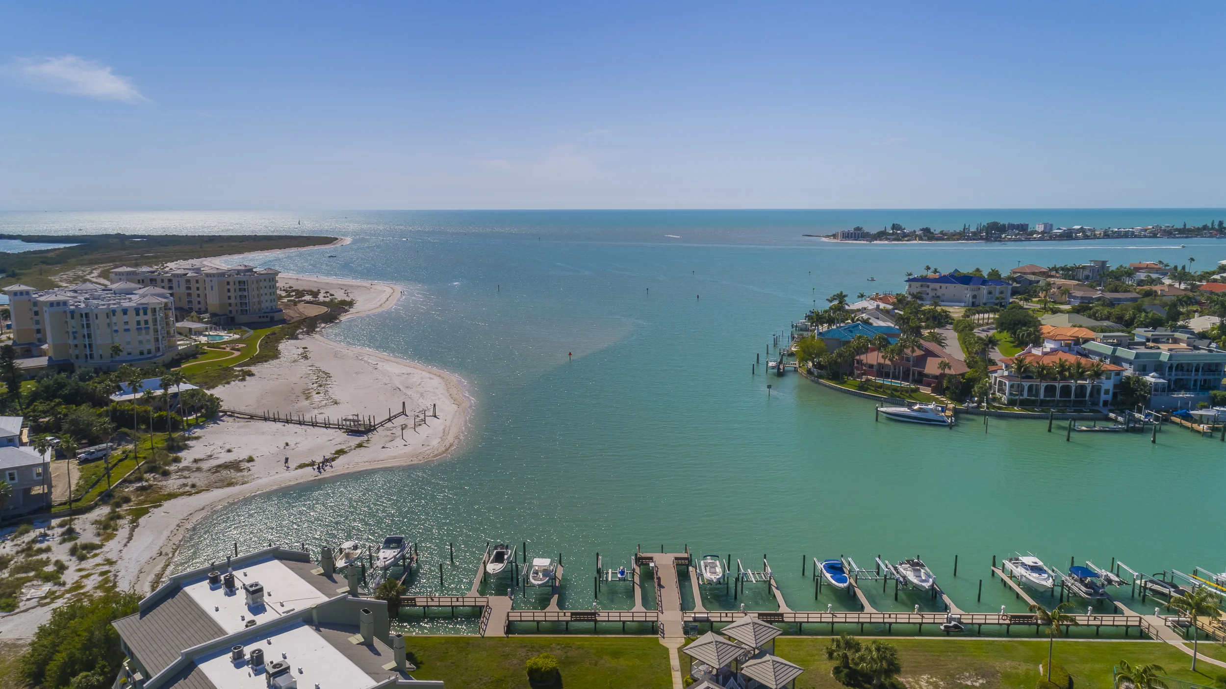 652 NINA DR MLS-7.jpg