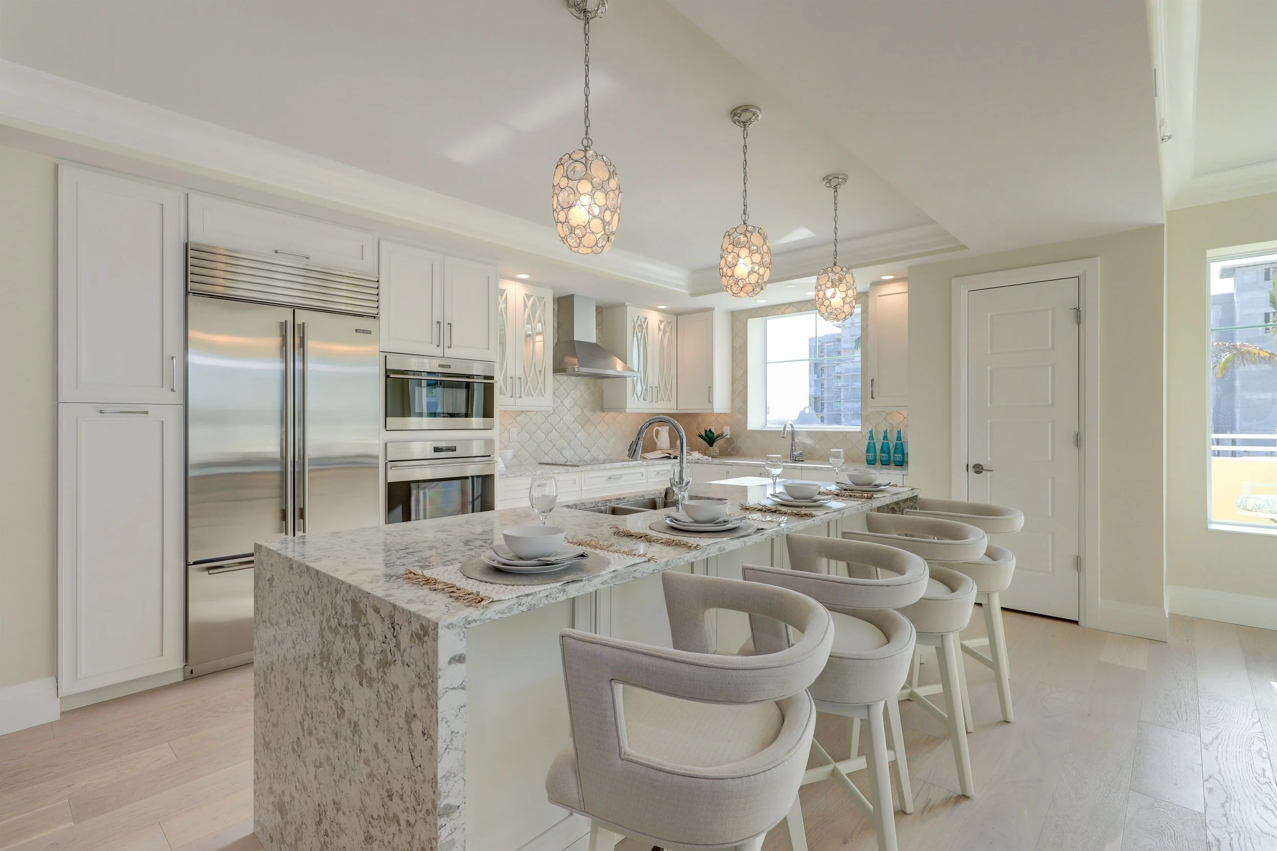 025_Kitchen.jpg