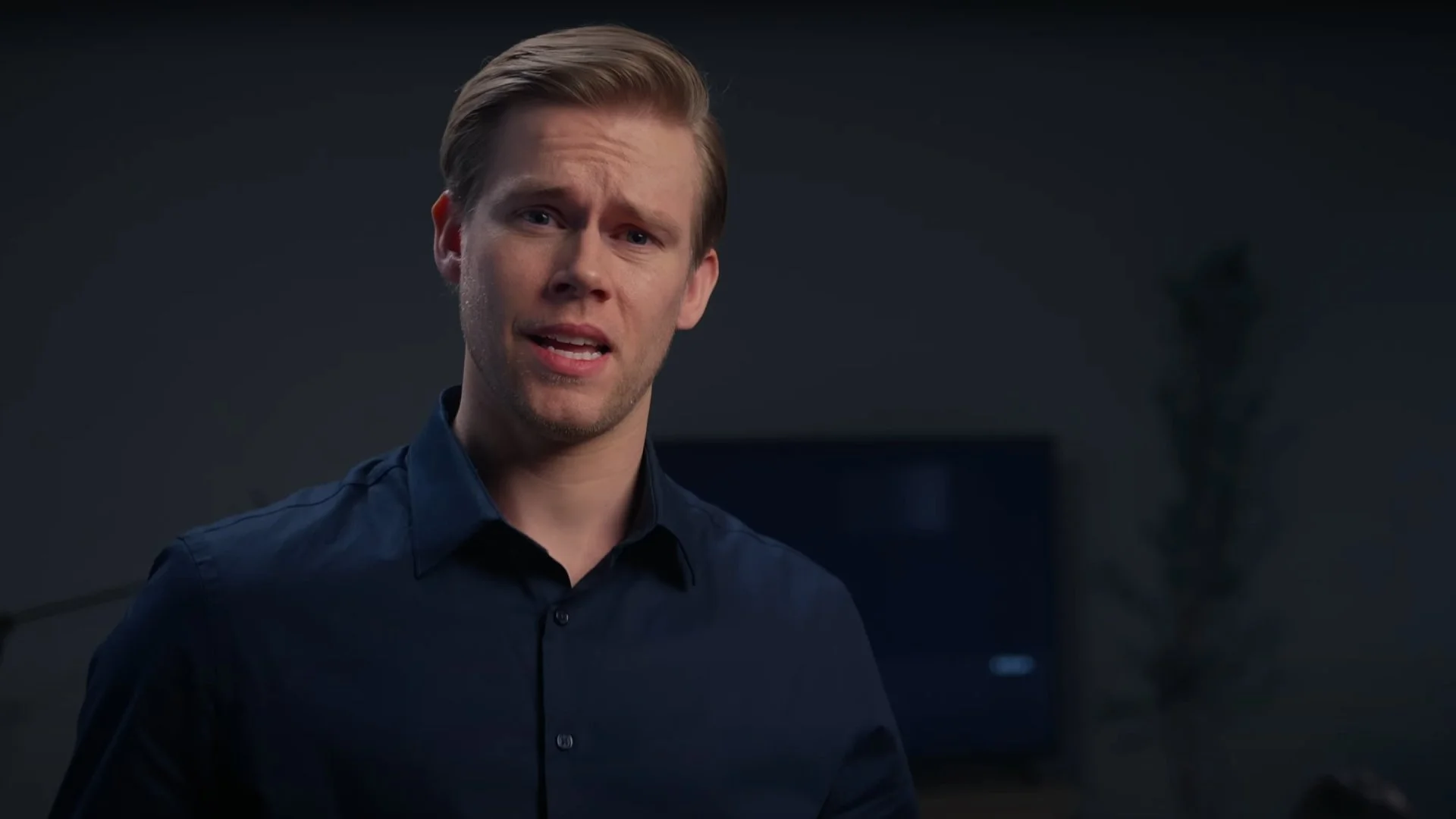 Interrupted Trash TV - Astrawatt Solar Ad