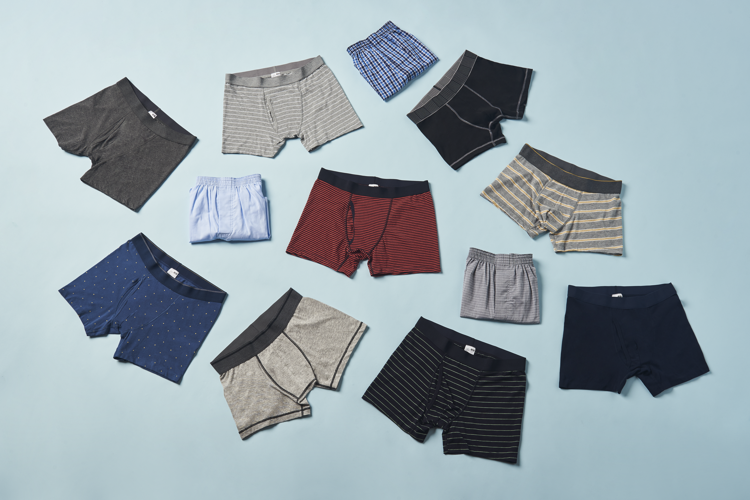 rsz_uniqlo_ss17_flatlay_briefsboxers_m_v2.png