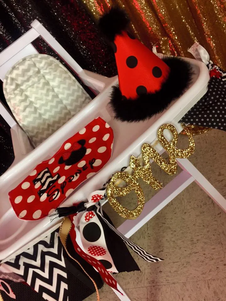 minnie-mouse-birthday-decor1.jpg