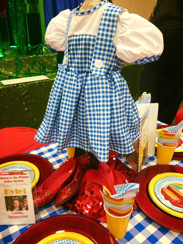 wizard-of-oz-emerald-city-party7.jpg