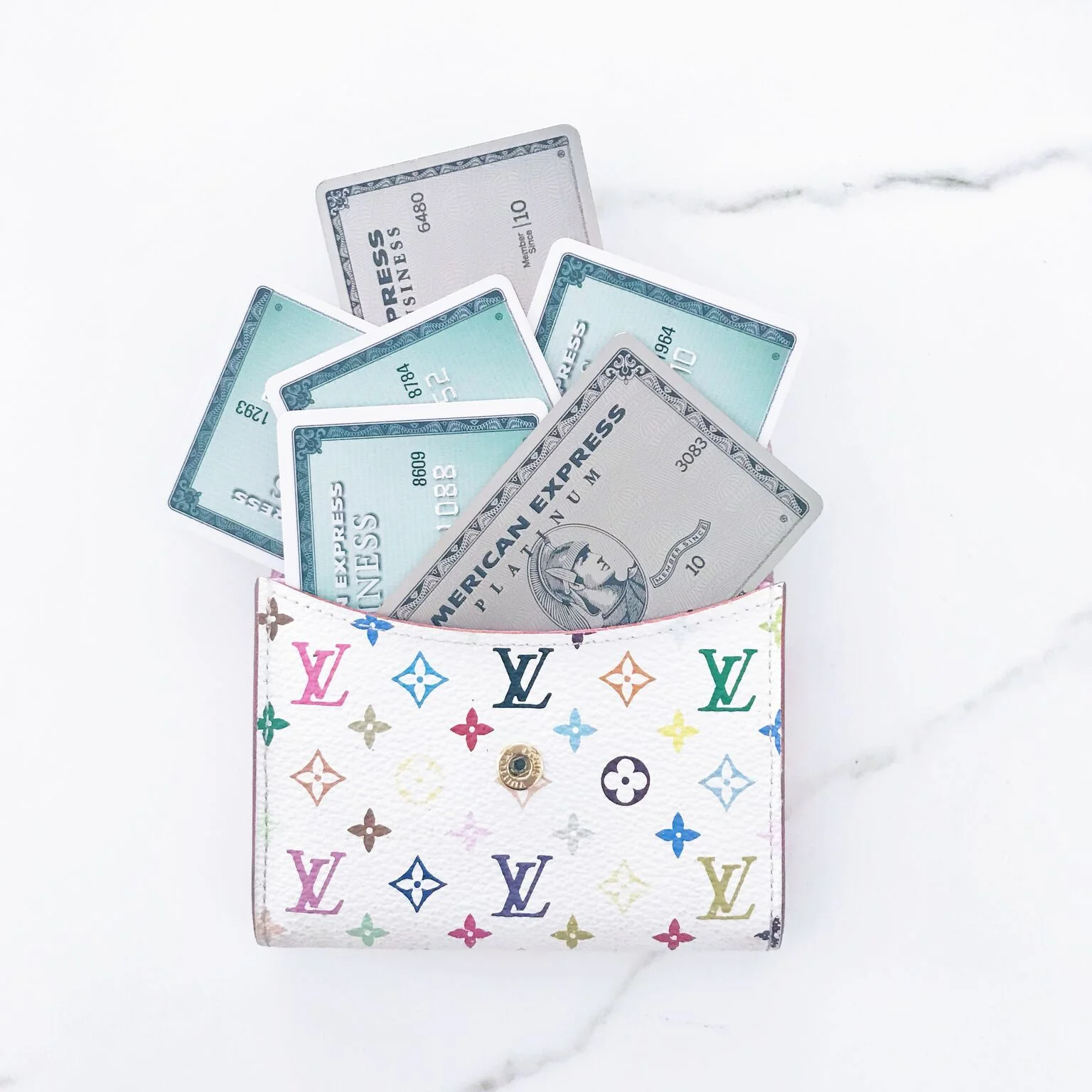 Can a Business Exist If It Isn't On Social Media? | Content Curation + Social Squares | POSH PR® 