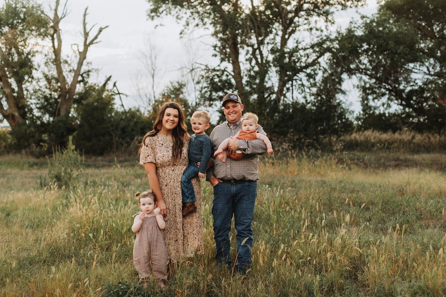 More sweet family sessions! I feel so blessed to photograph families season after season and these guys are no exception!