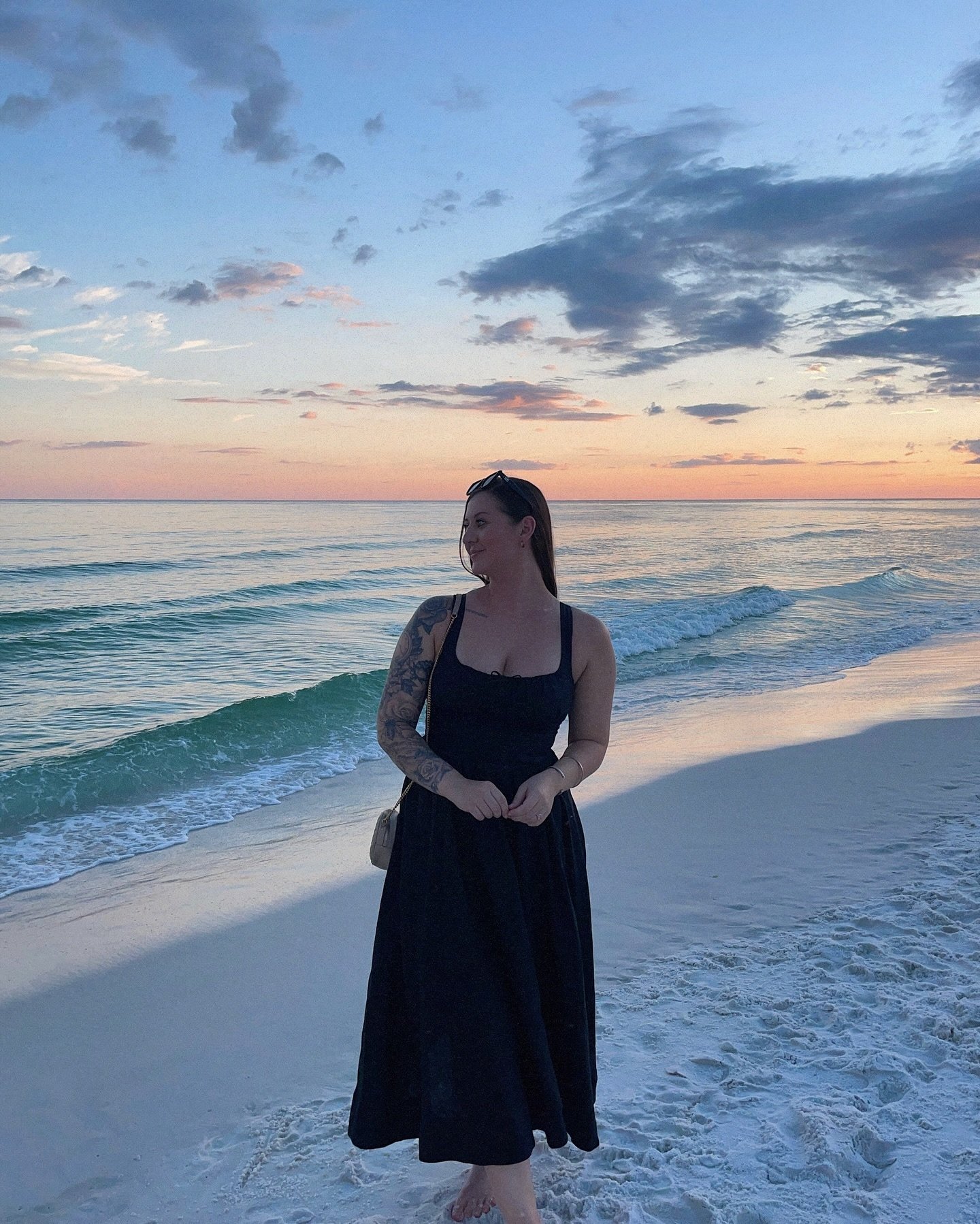 Cotton candy skies at the beach 🌅🫶