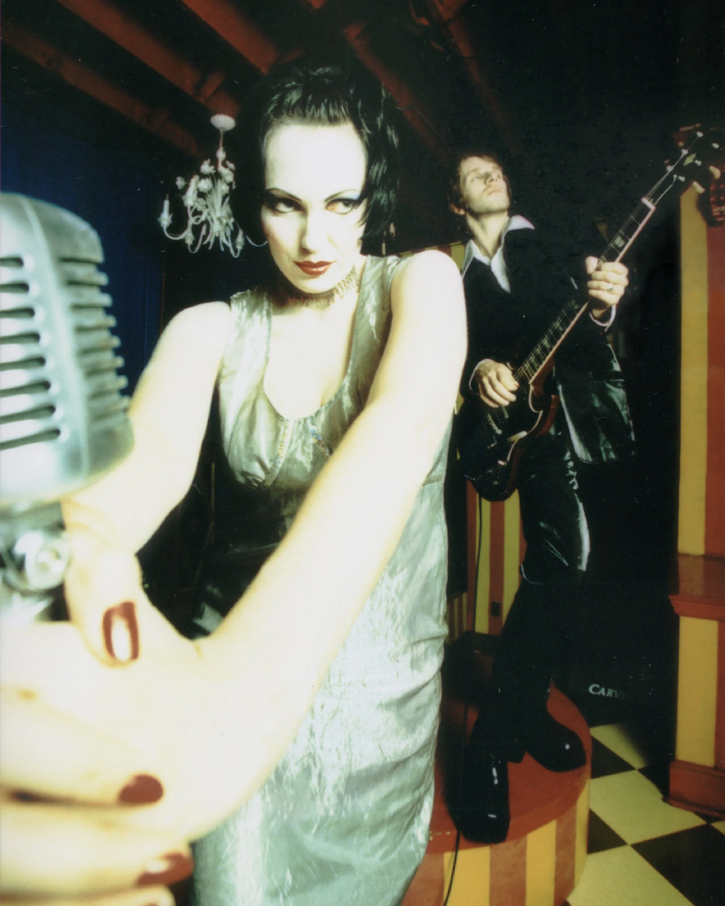 5. geisha Xtin Mic.jpg