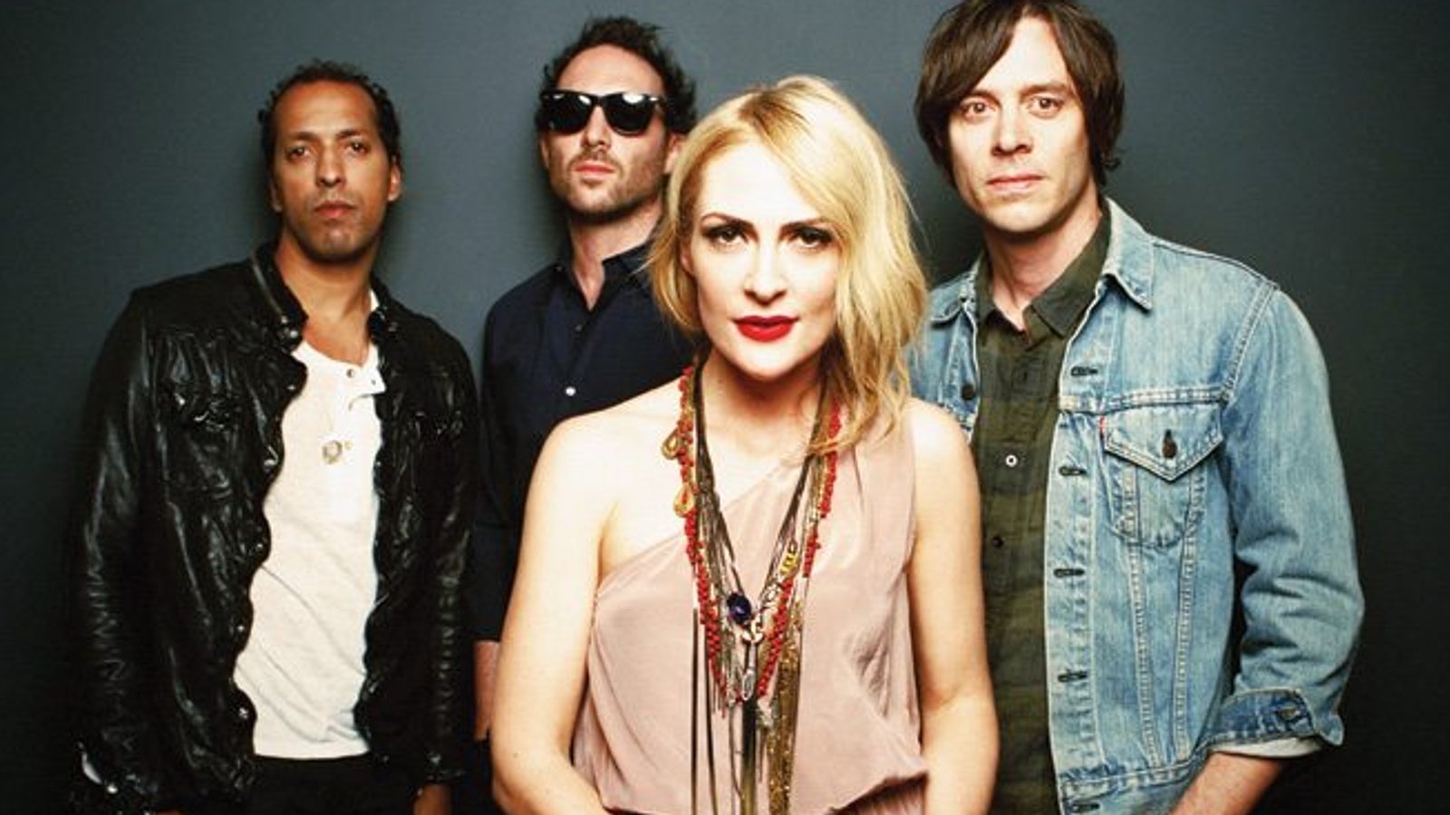 A Classic Metric (the band) Bop-Around