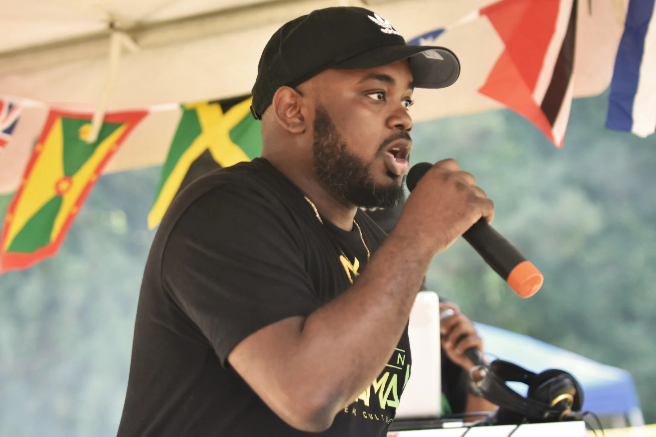 CROSSING CULTURES: ROHAN DA GREAT