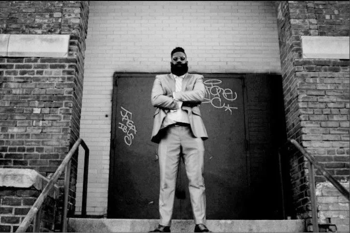 EMCEE TAKES WISDOM TO RHYME: Vernon Thompson