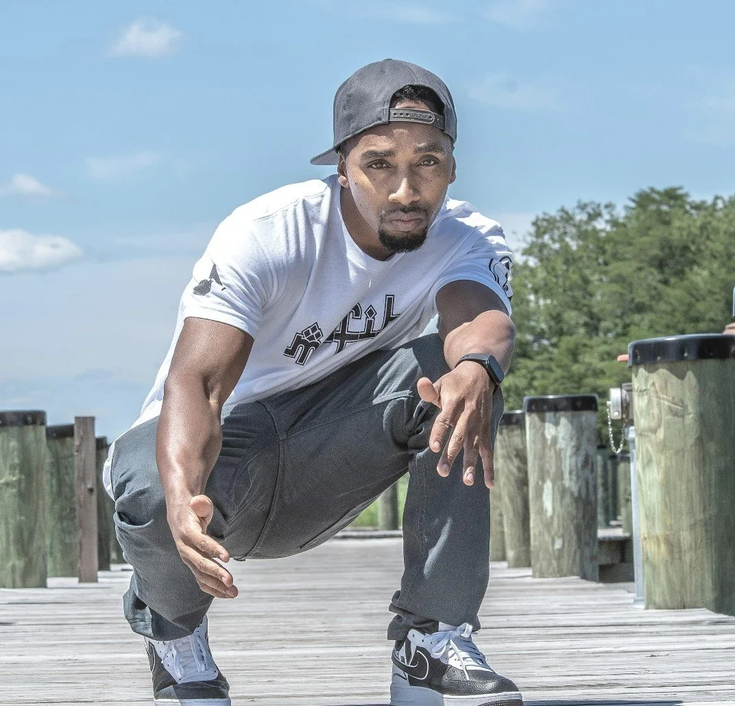 DEFINING SENICA: Senica Da Misfit