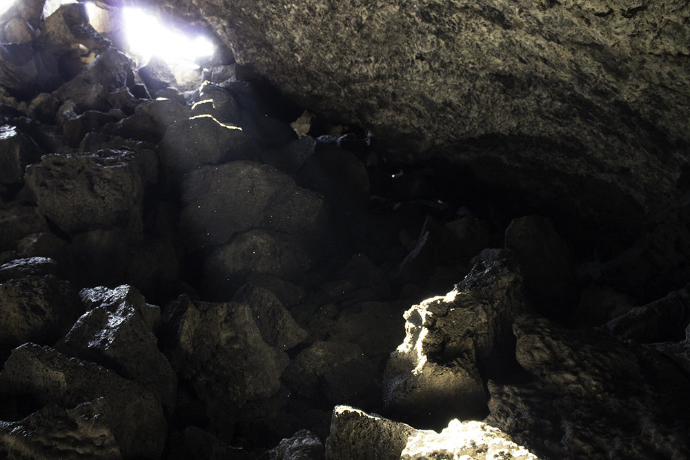 Skylight in Dewdrop Cave
