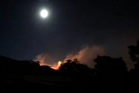 The Thomas Fire burns across Sulphur Mountain toward Oak View, December 4, 2017. Photo Credit: Chris Diel