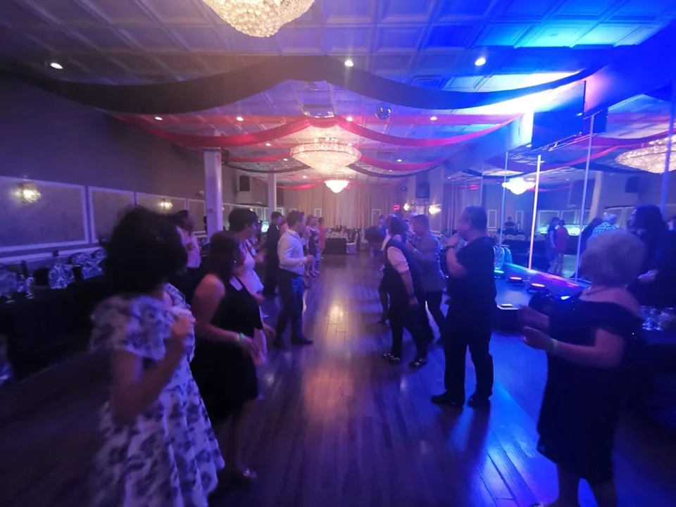 tango-in-queens-3.jpg