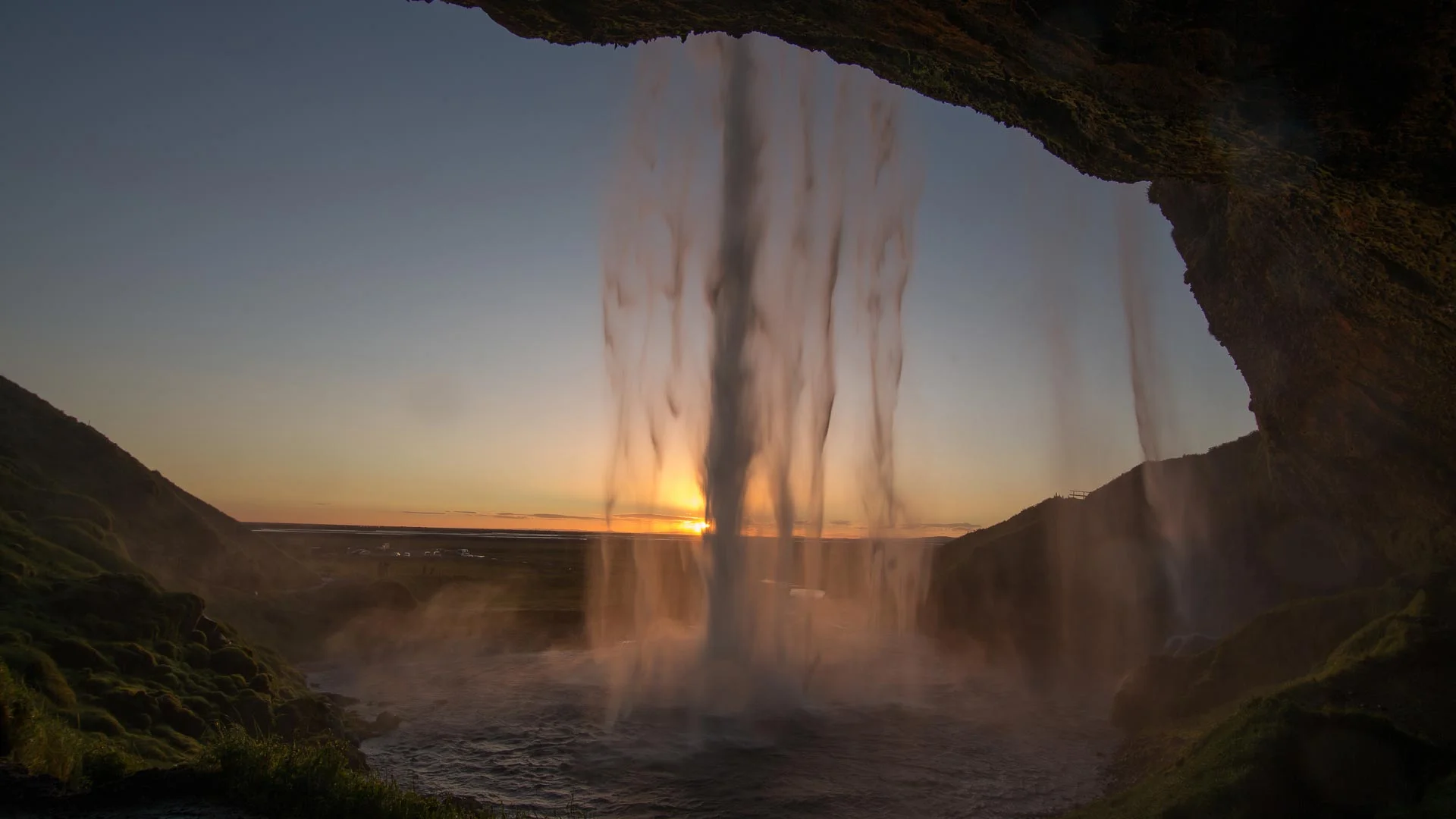 waterfall.jpg