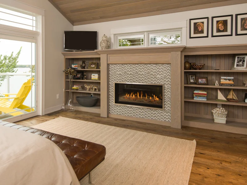 Slayton42S-SS-JT-Bedroom-800x600.jpg