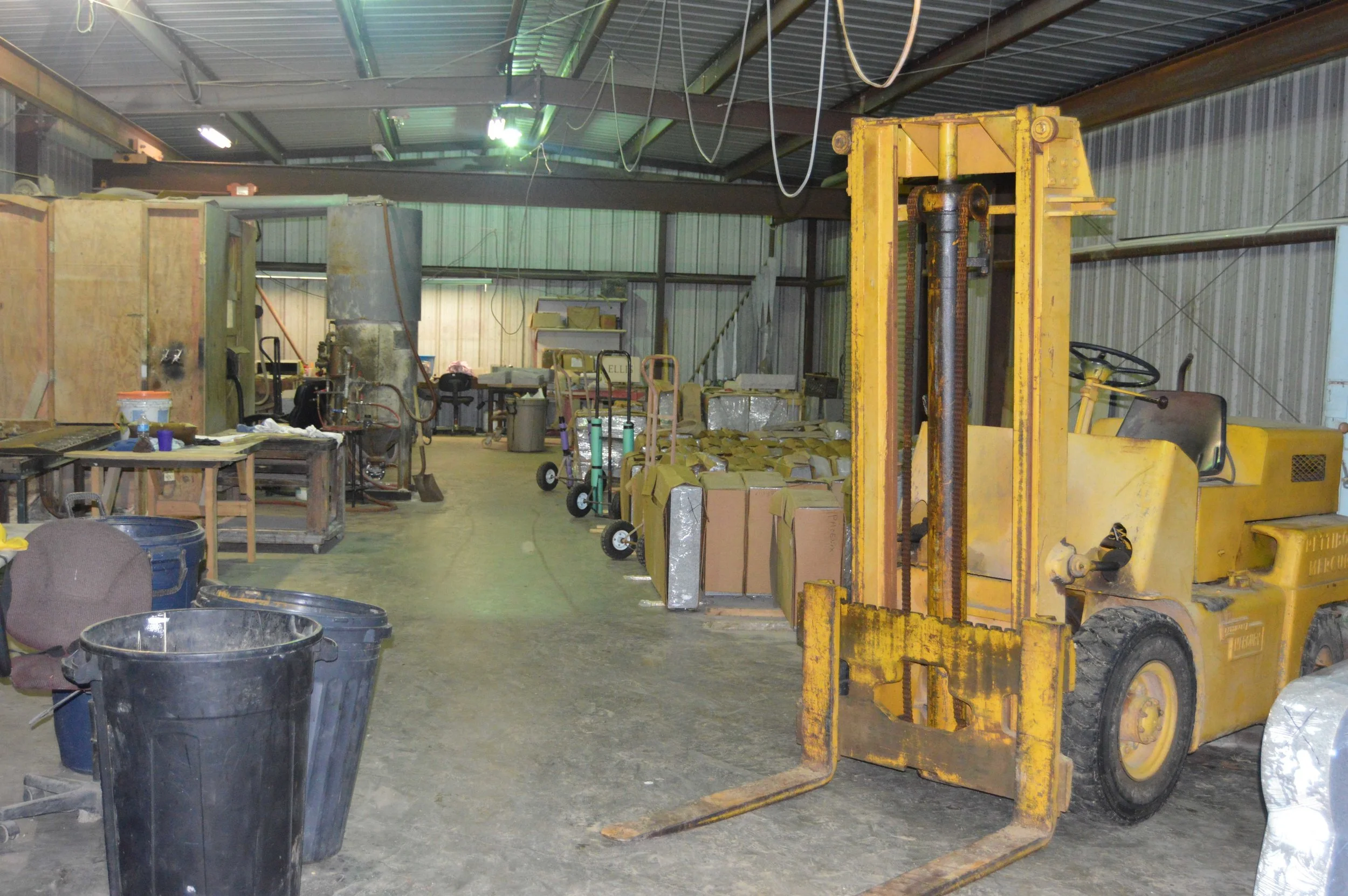 SHOP2.jpg