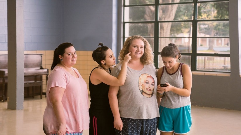 dumplin-netflix-review.jpg
