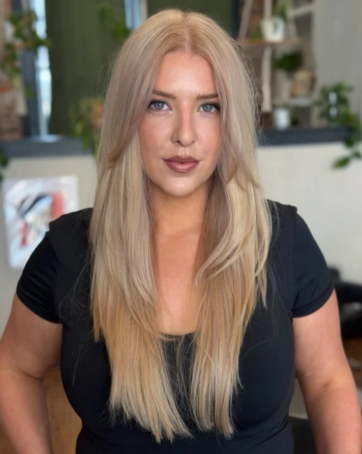 Cut and color by Liv 🪄 

#knoxvilletennessee #downtownknoxville #alteregoitaly #alteregonorthamerica