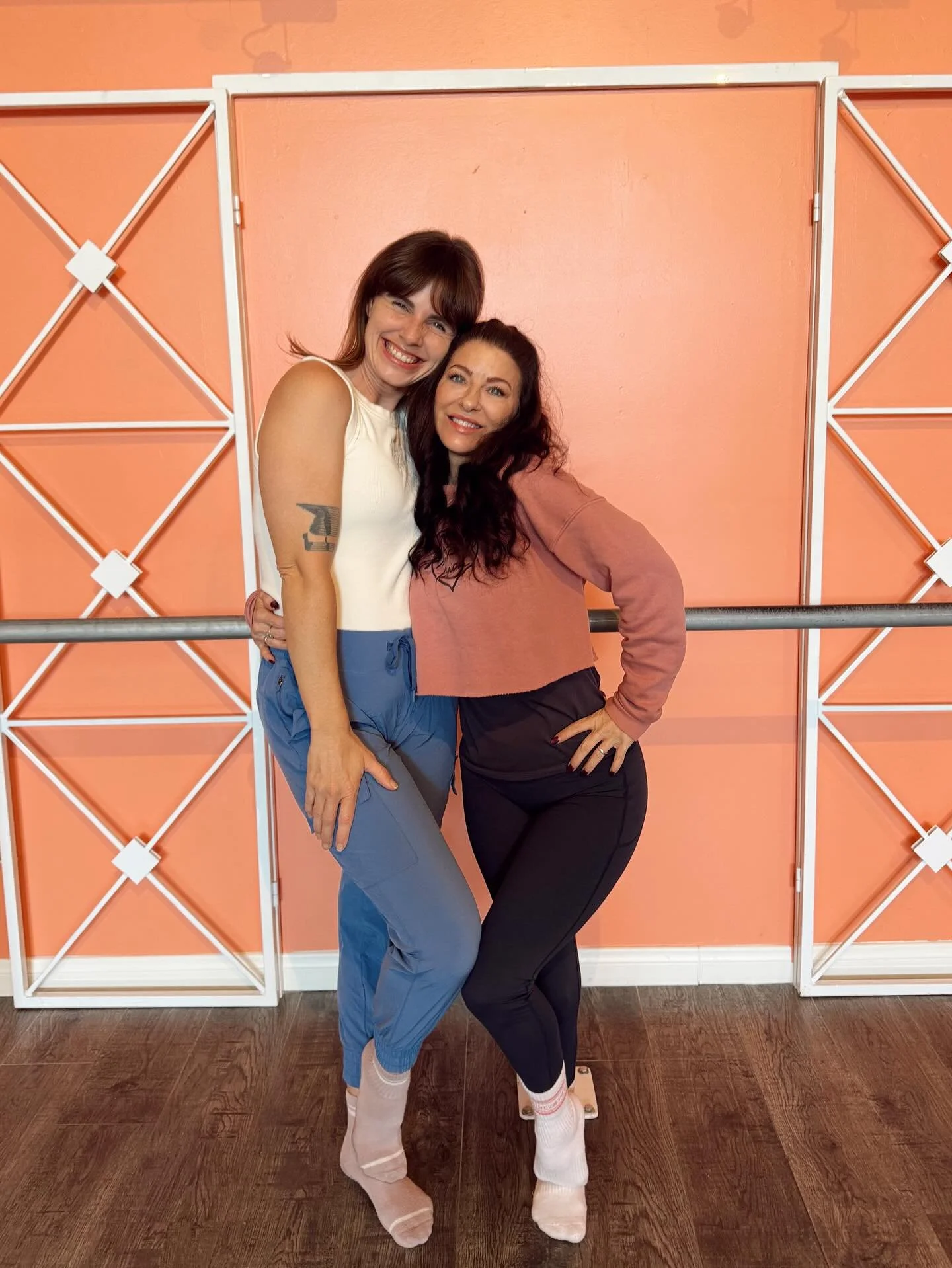 Peachy instructors @jodiskatefitness + @nicoleservespeach lookin real cute 🥰 See them both at the Peach this weekend for that peach burnnnn 🔥