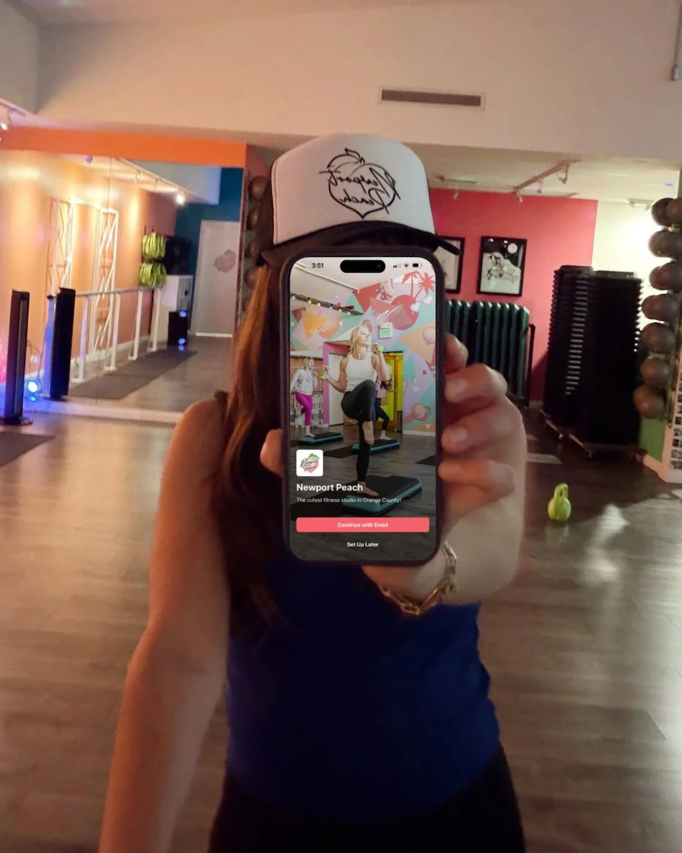 📲 Have you downloaded the NEW Newport Peach app yet?! Check your email on how to reset your account 🍑