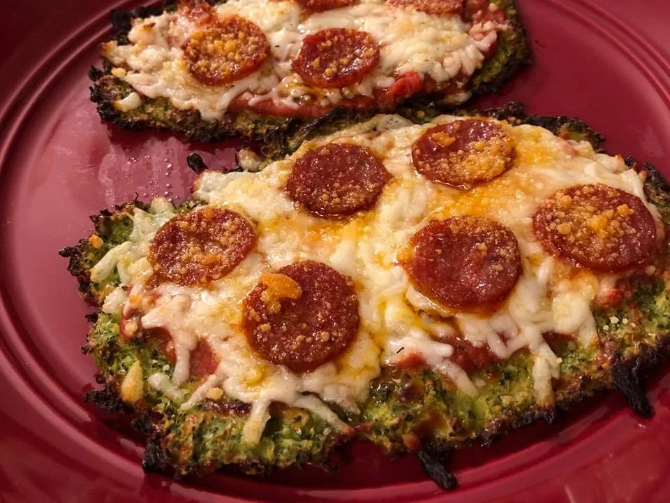 Pizza-BroccoliCrust-Moni.jpg