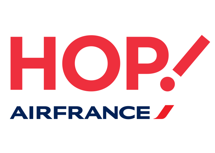 Hop! Air France - Julia Ferrari comédienne voix off femme - French voice actress