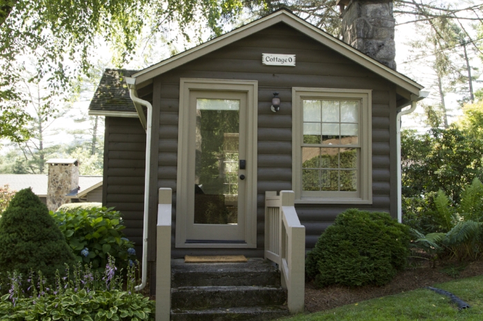cottageext1.jpg