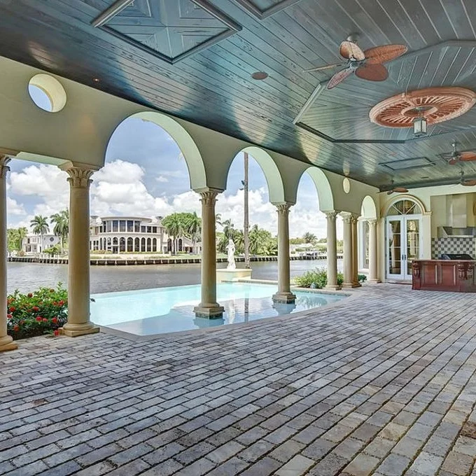 Italian-pool-waterfront-Florida-architecture.jpg