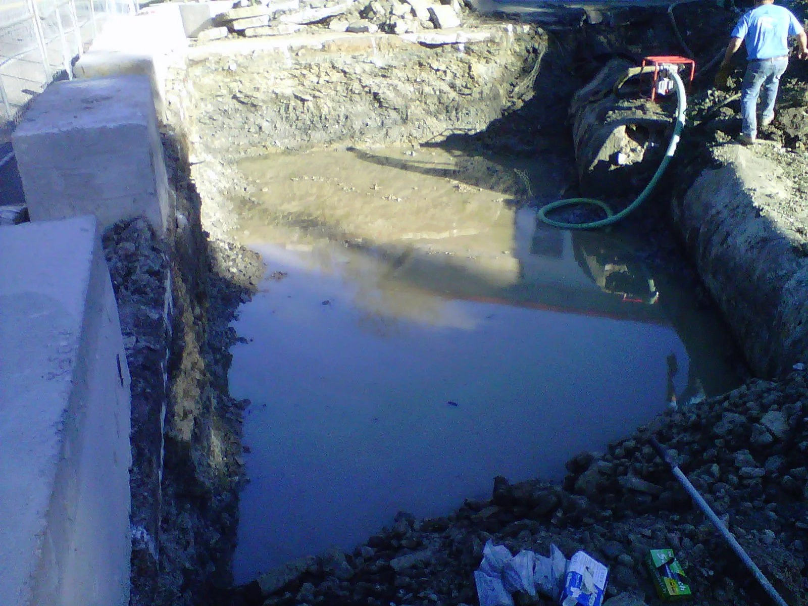 3- Excavation 1.jpg