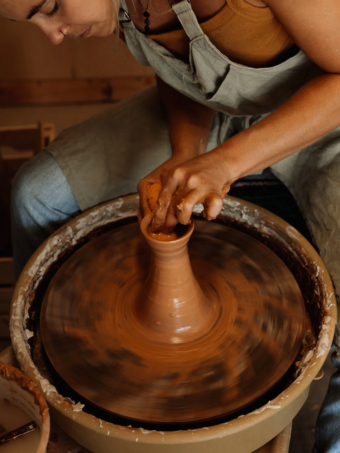 For yourself, a friend or your love &mdash; give the gift of an experience this Valentine&rsquo;s Day.
&bull;
More workshop dates have been added to the site. Link in bio
.
.
.
#uzumaticeramics #workshop #ceramicworkshop #art