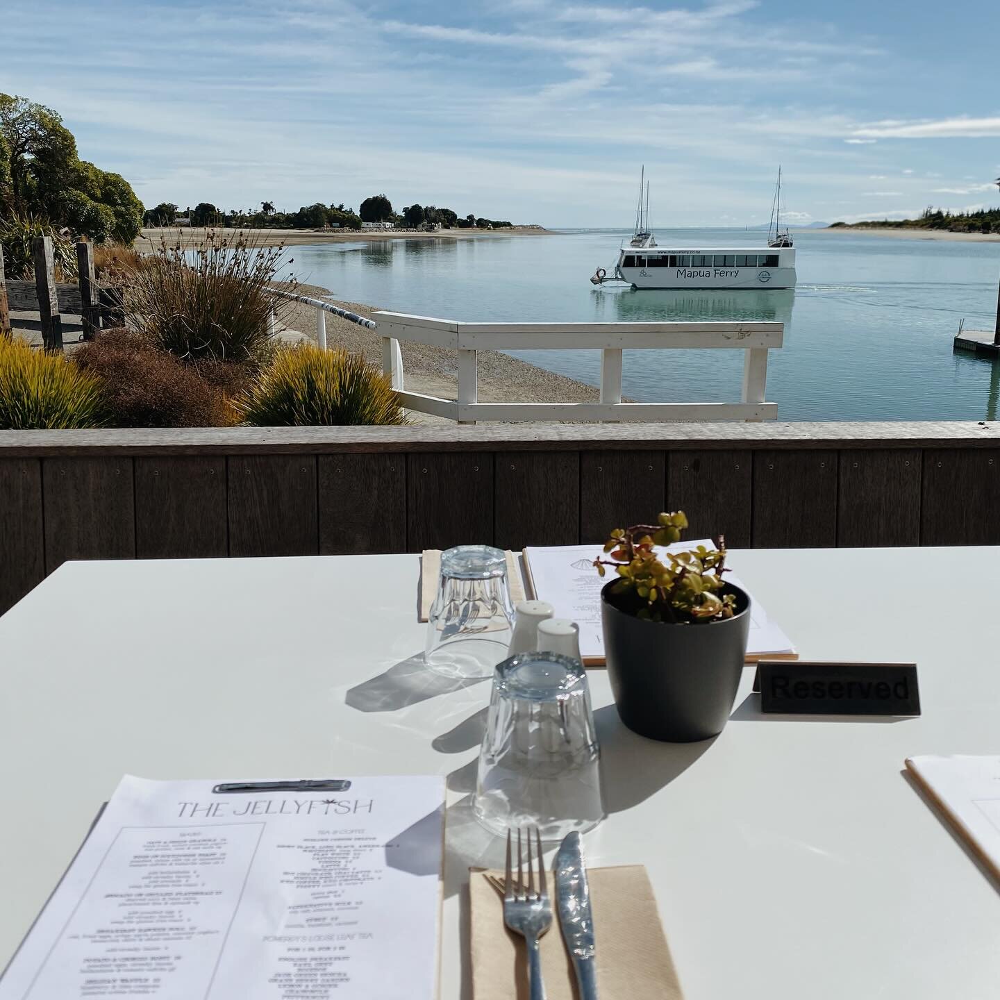 It&rsquo;s a stunning waitangi day ahead!

Join us on the deck and enjoy this view from 9am ✨