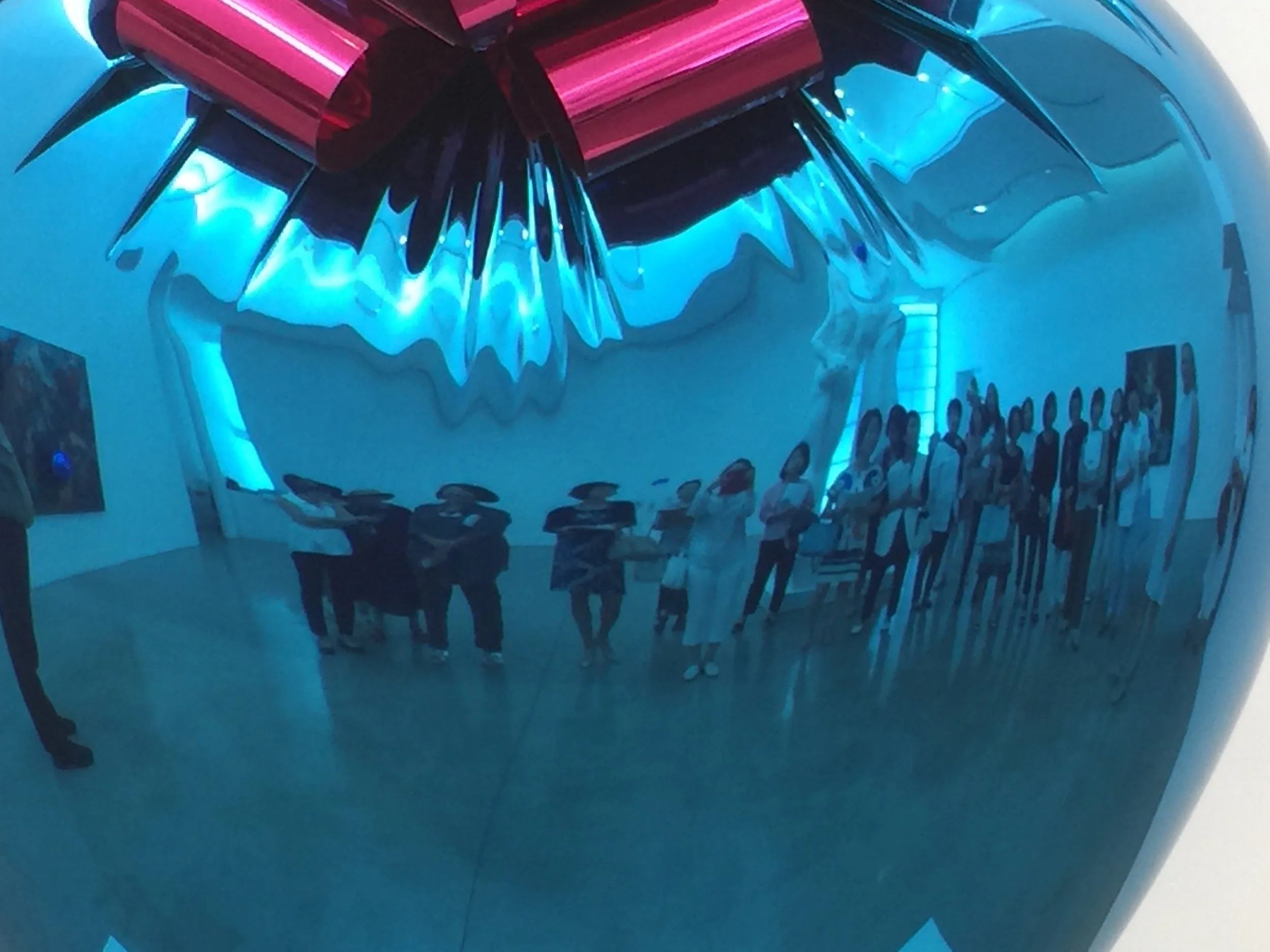 2017Visiting "Jeff Koons" at Gagosian Gallery, Beverly Hills