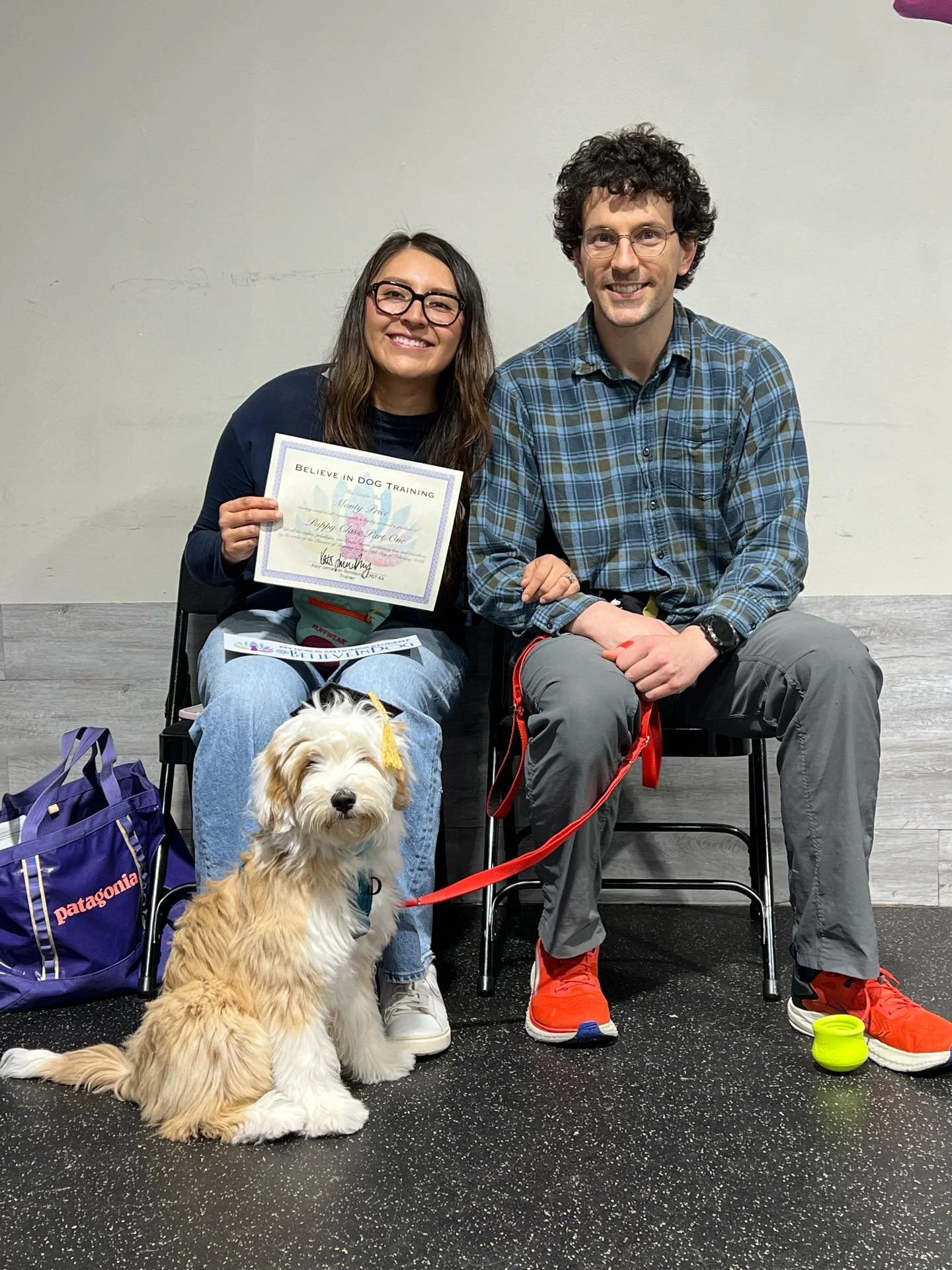 🐾 Here are our most recent Puppy Class Part 1 graduates! We are so proud of everyone&rsquo;s progress, dedication, and love for their sweet pups!  Becoming the center of your dog&rsquo;s universe has never been so much fun! This class was such a joy
