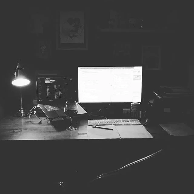 Nothing like a little bit of me time...
#writing #winenight #ieditinpink