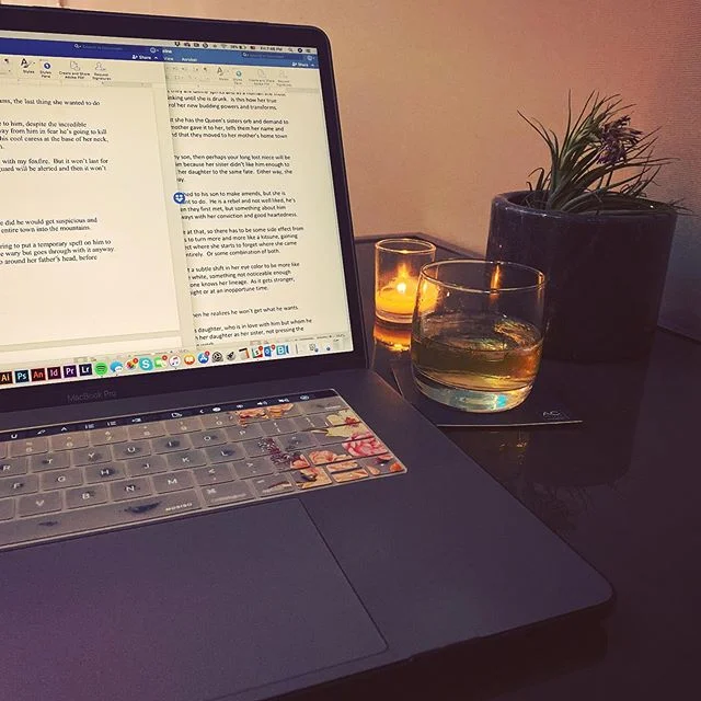 Getting it in whenever I can, even in the hotel lobby on a work trip!
.
#nanowrimo2019 #bourbon #writing