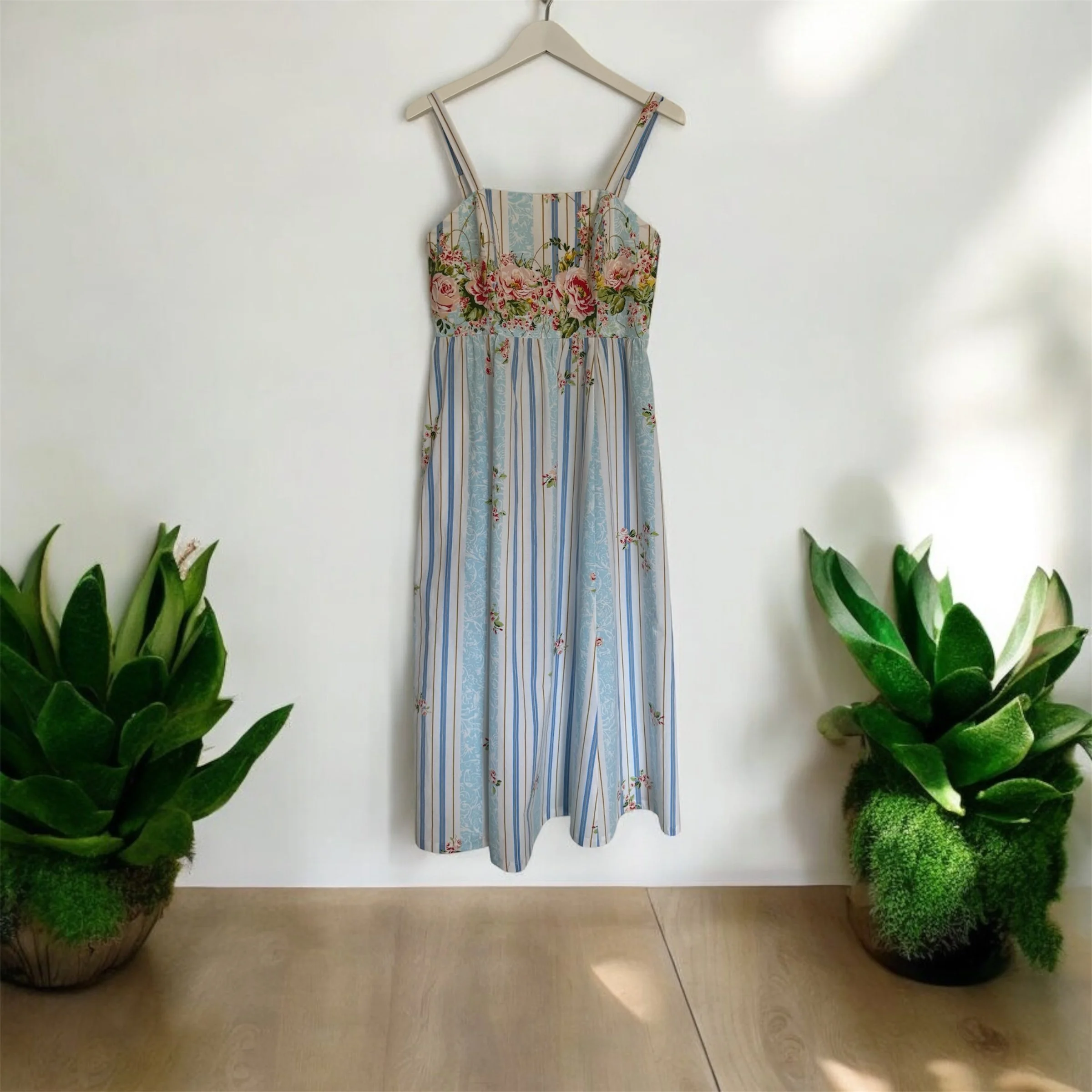 Perfect Summer Dress 1a.JPG