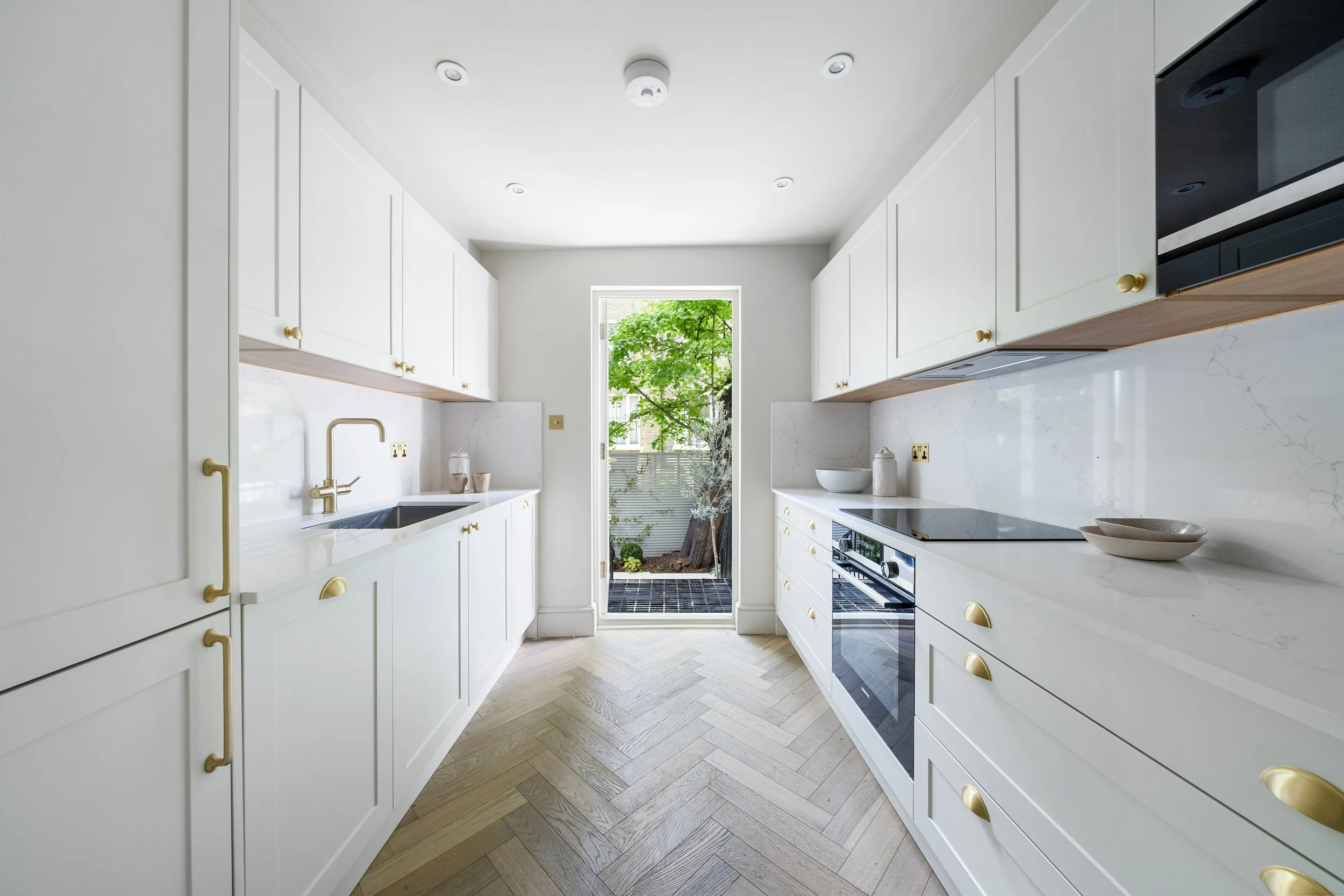 GF & LGF Maisonette, 247 Ladbroke Grove W10 6HF-7.jpg