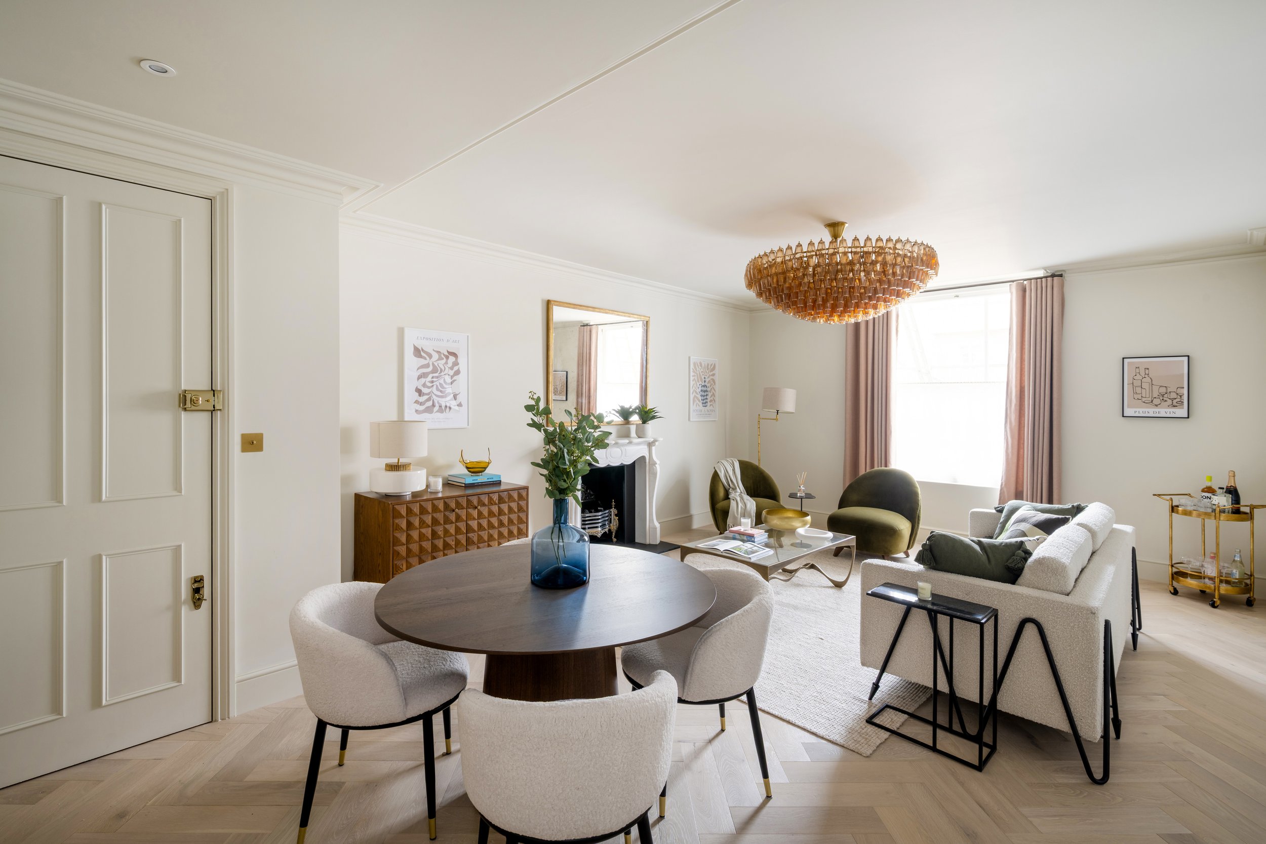 Chestertons-Flat 4, 34 Pembridge Gardens-1_Hi.jpg
