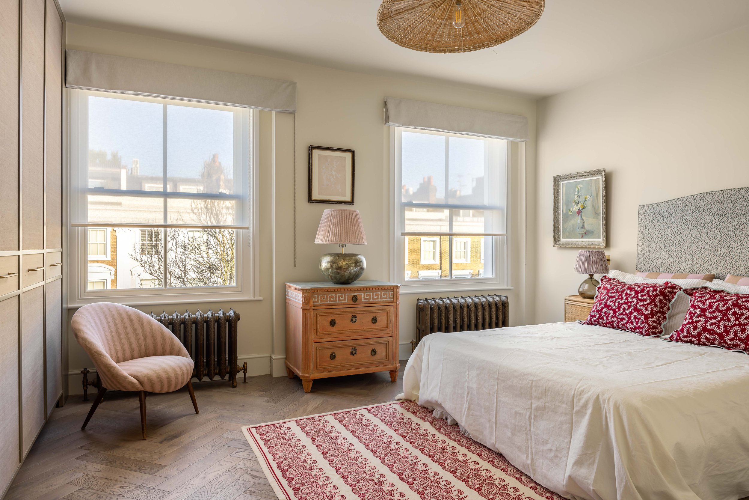 MDP2560 - Ledbury Road W11-19.jpg