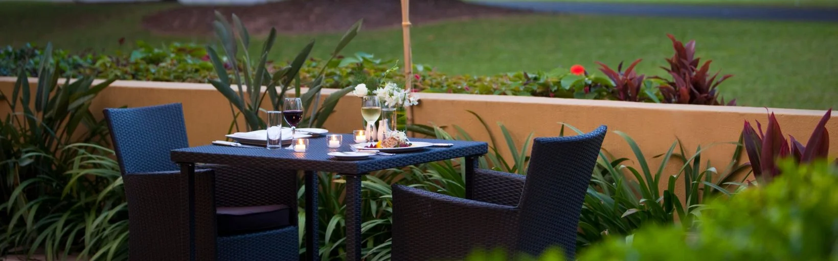 holiday-inn-cairns-3971080509-16x5.jpg
